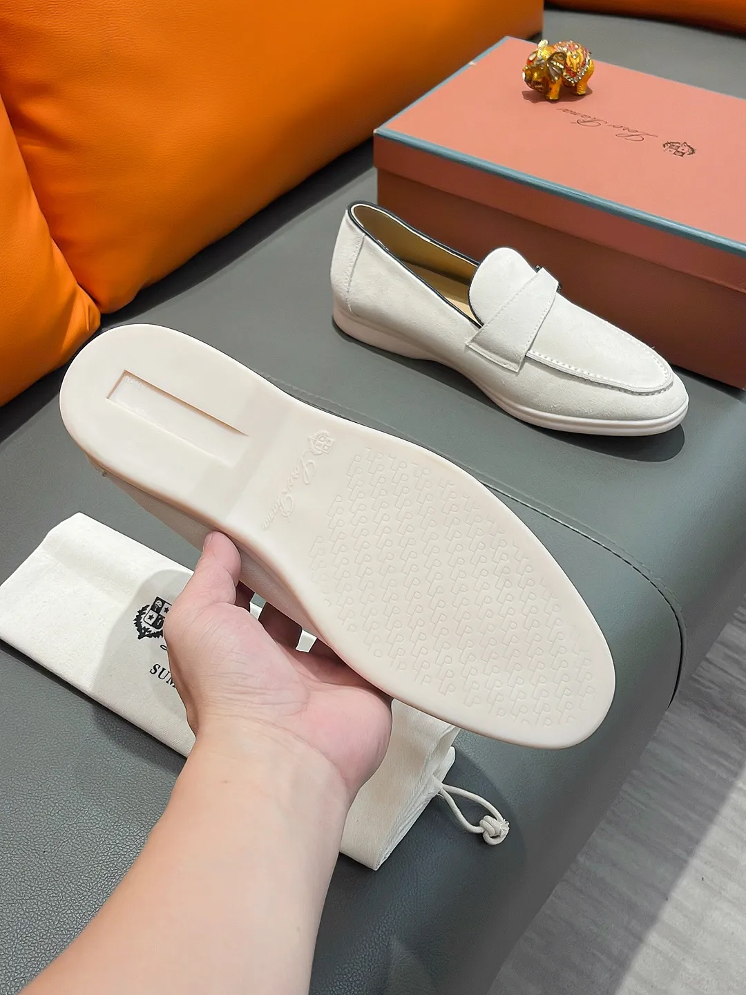 Men's shoes LORO PIANA "LP" P420 Regular size: 38-44 (casual shoes) Product materials: Selected high-mercerized suede upper, comfortable sheepskin lining; original outsole.